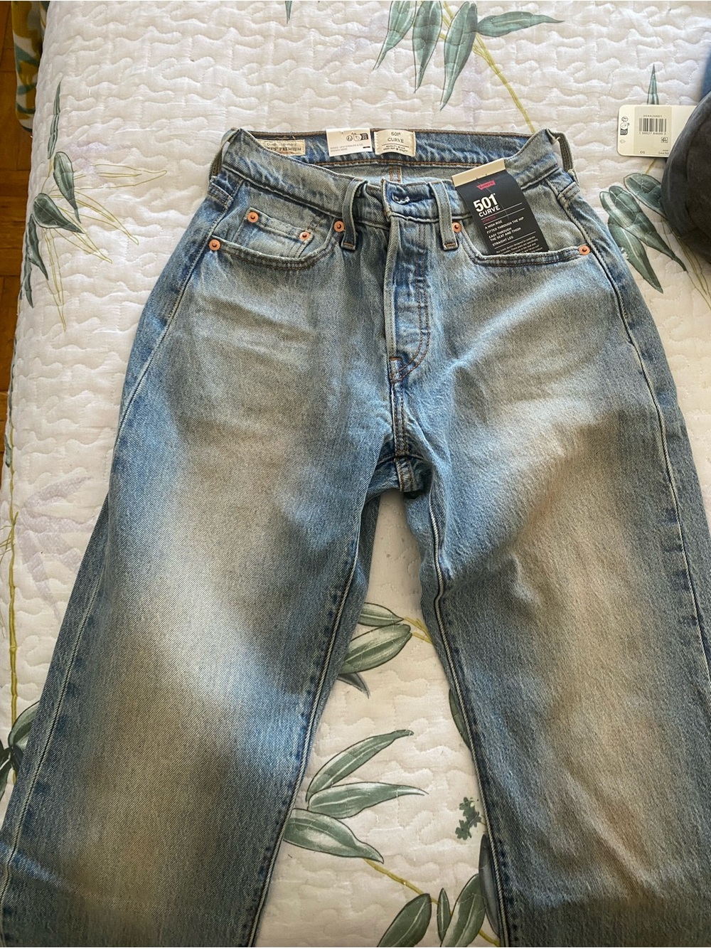 Levi's Relaxed 501 Jeans in Light Blue Wash